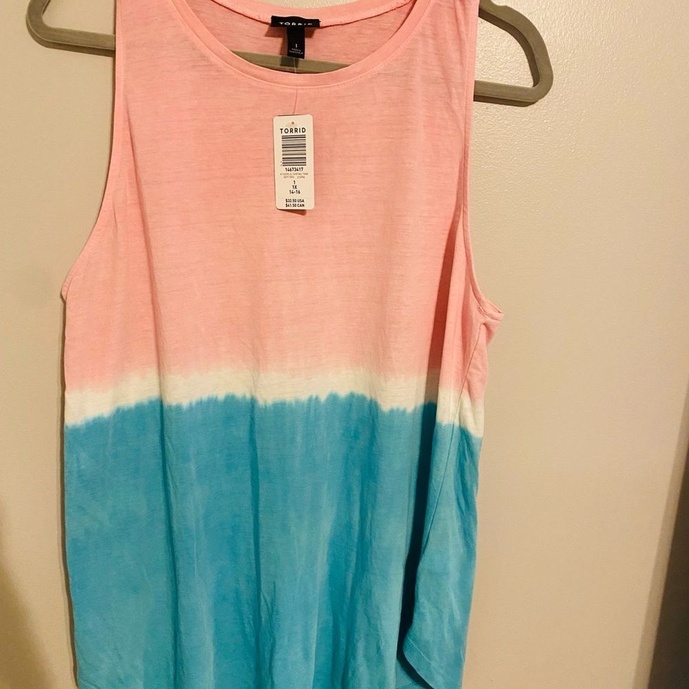 Torrid Dip Dye Tank Size 1